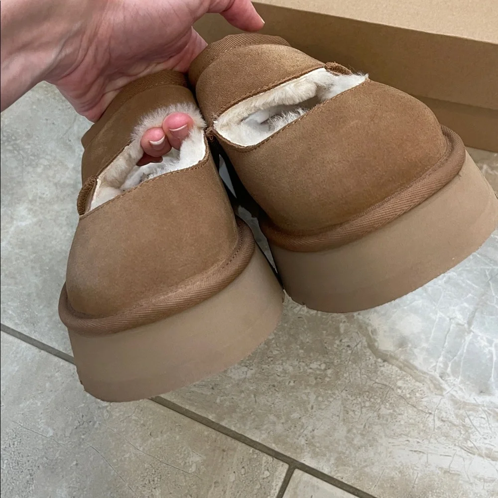Ugg Bea Mary Jane Platform Slide 8
